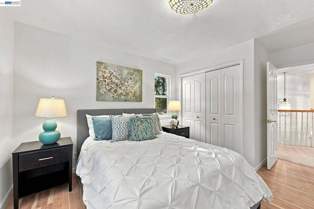 1002 Canyon Creek Ter., Fremont, CA 94536-1800