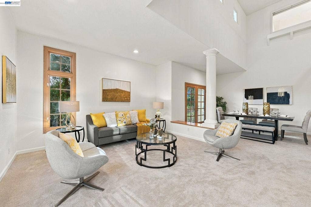 1002 Canyon Creek Ter., Fremont, CA 94536-1800