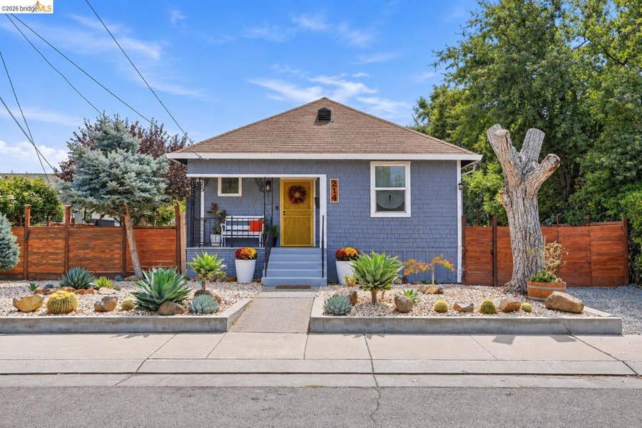 Property photo for 214 E Knoles Way, Stockton, CA