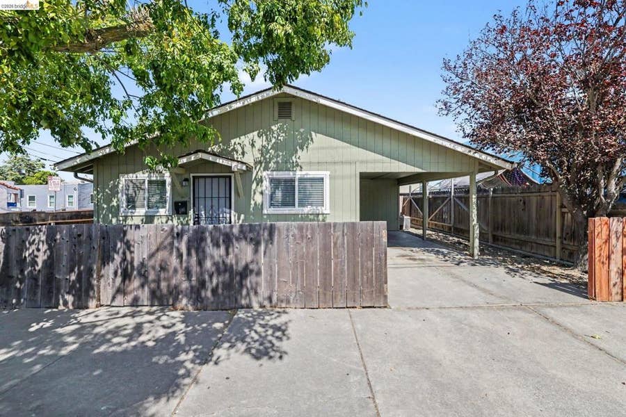 Property photo for 201 E 17Th St, Pittsburg, CA