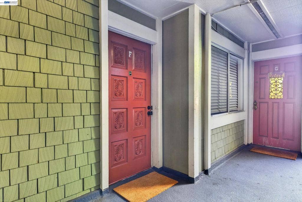 2205 San Antonio Ave, #F, Alameda, CA 94501 2205 San Antonio Ave, #F, Alameda, CA 94501