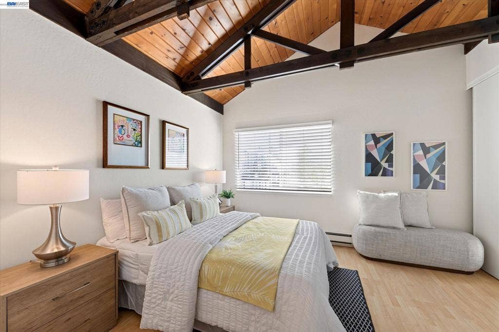 2205 San Antonio Ave, #F, Alameda, CA 94501 2205 San Antonio Ave, #F, Alameda, CA 94501
