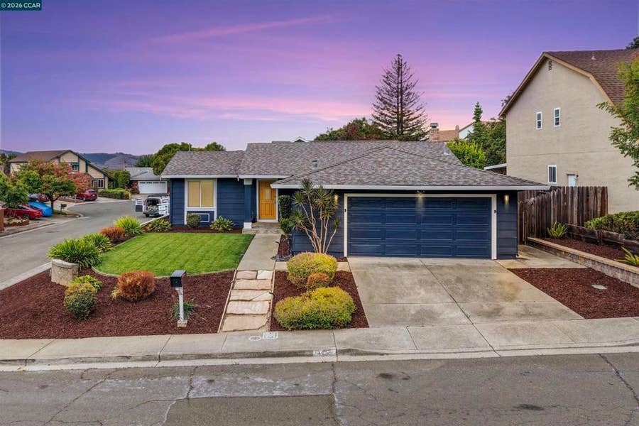 Property photo for 452 Lori Dr, Benicia, CA