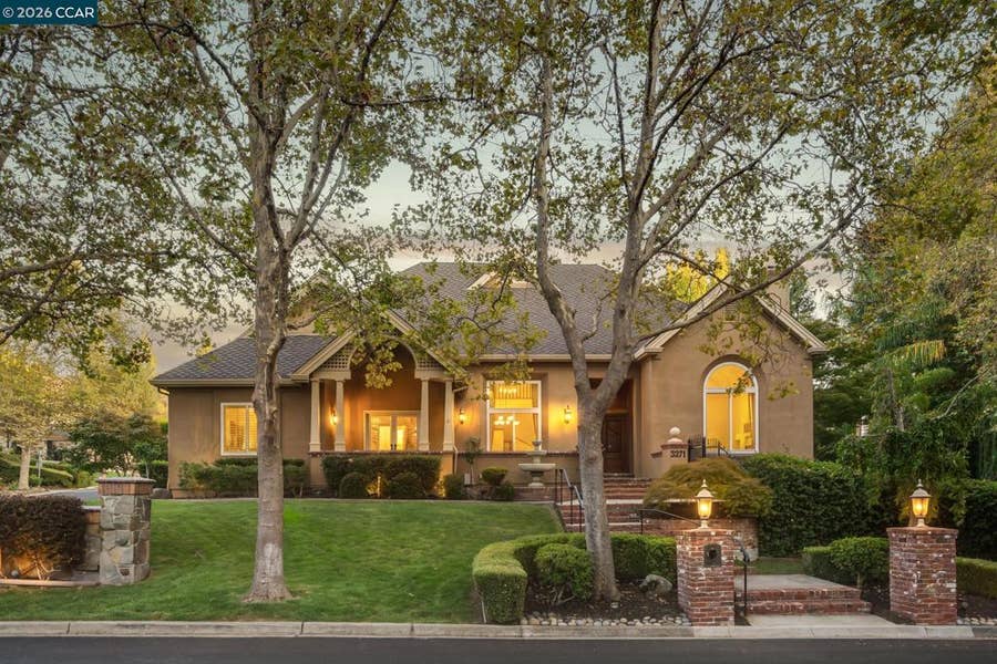 Property photo for 3271 Blackhawk Meadow Dr, Danville, CA