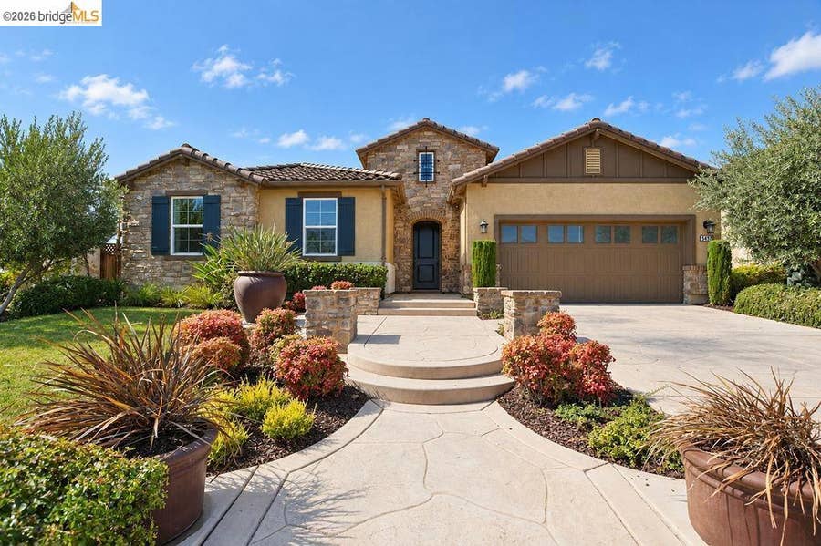 Property photo for 5457 Mountain Ridge Way, Antioch, CA
