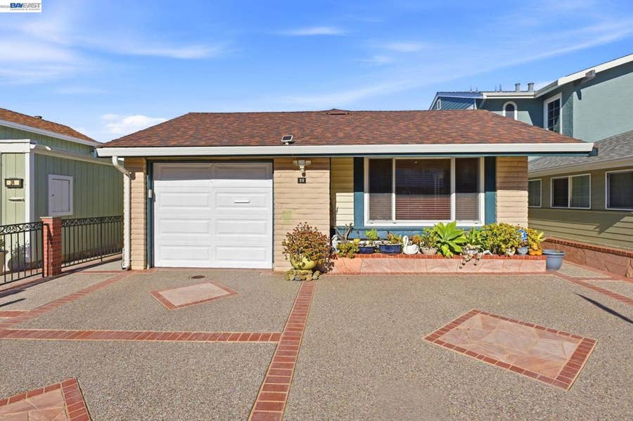 Property photo for 22 John Glenn Cir, Daly City, CA