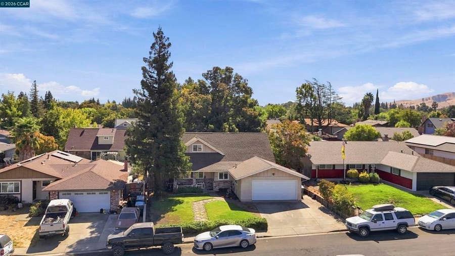Property photo for 160 Stanton Ave, Vacaville, CA