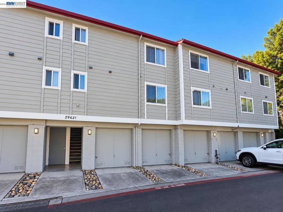 Property photo for 29621 Red Oak Ct, #3, Hayward, CA
