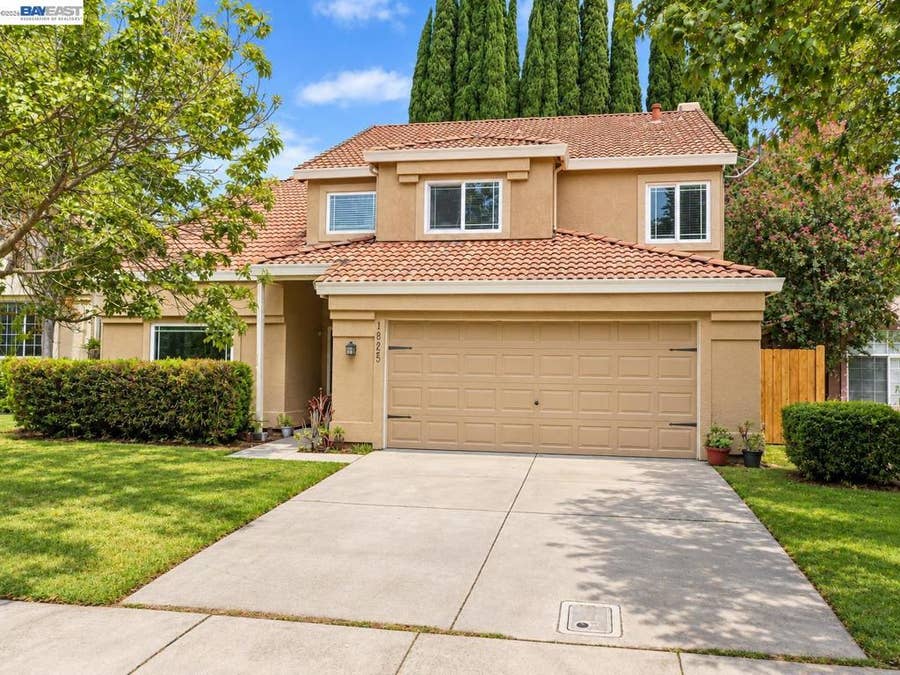 Property photo for 1825 Mark Mead Ln, Modesto, CA