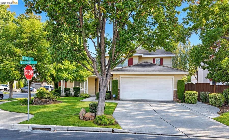 Property photo for 501 Red Rome Ln, Brentwood, CA