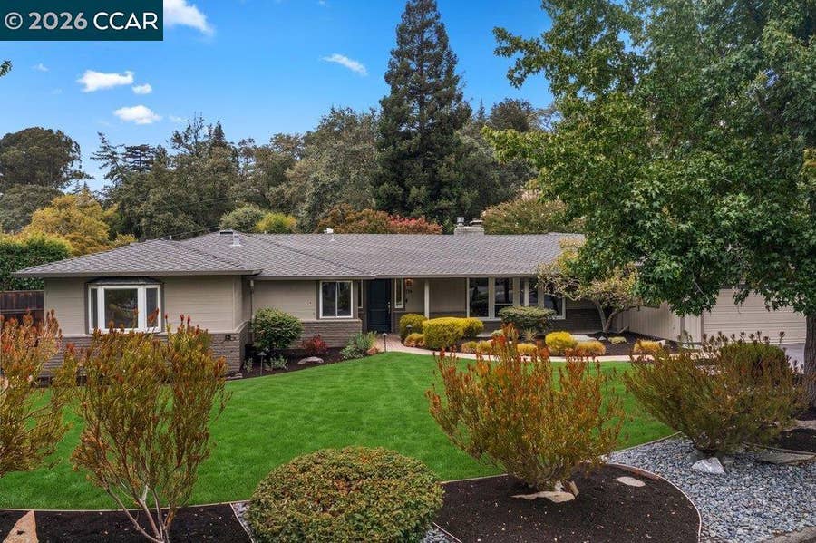 Property photo for 714 Glenside Circle, Lafayette, CA