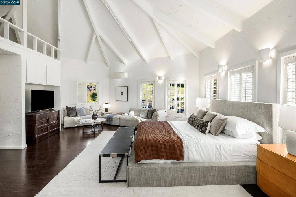 4377 Warm Springs Rd, Glen Ellen, CA 95442