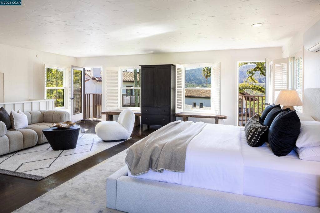 4377 Warm Springs Rd, Glen Ellen, CA 95442