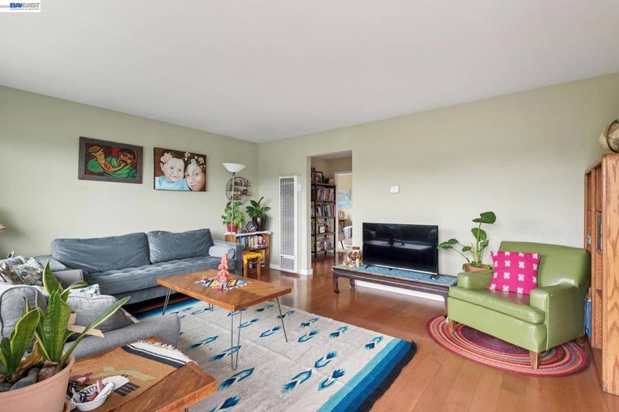Property photo for 3054 Bona St, #D, Oakland, CA
