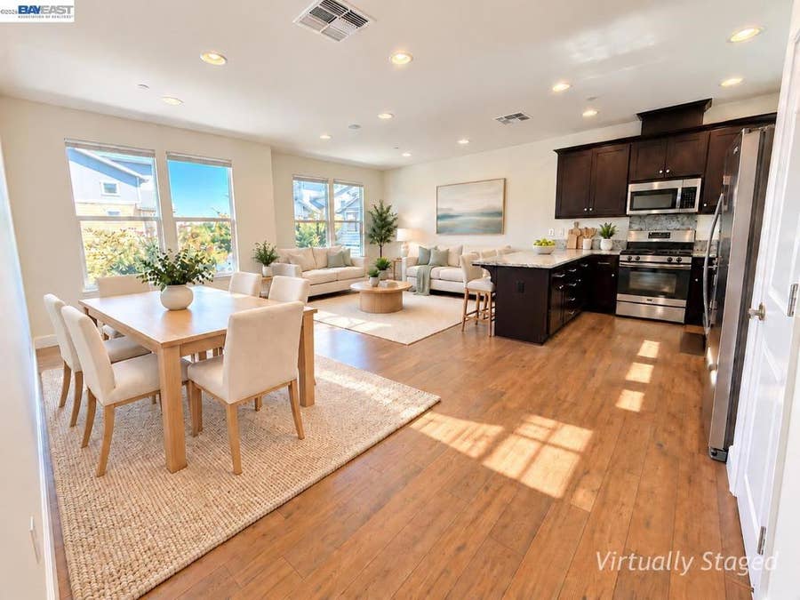 Property photo for 23314 Wilmot Cir, Hayward, CA