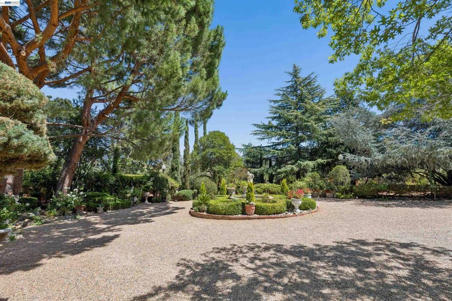 Property photo for 895 Mitchell Canyon Rd, Clayton, CA