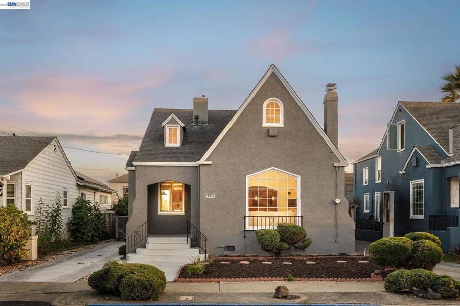 Property photo for 1914 105Th Ave, Oakland, CA