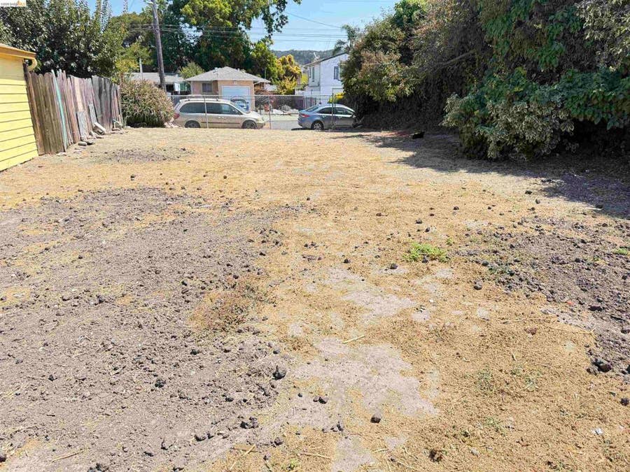 Property photo for Olive St, Oakland, CA