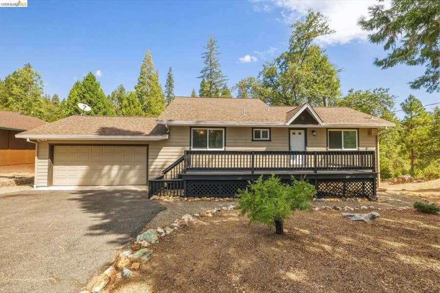 Property photo for 20776 Nonpariel, Groveland, CA