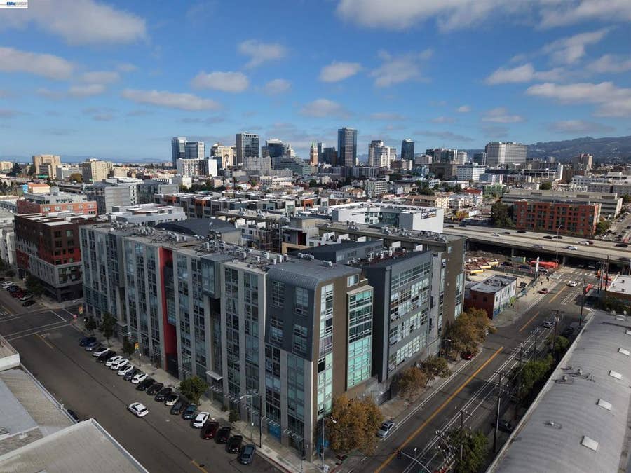 Property photo for 311 Oak St, #507, Oakland, CA