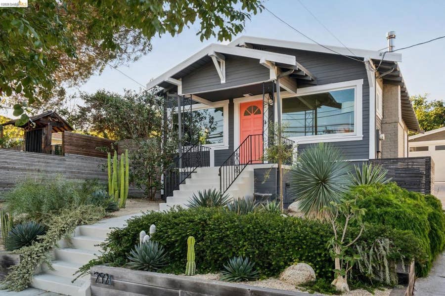 Property photo for 2921 55Th Ave, Oakland, CA