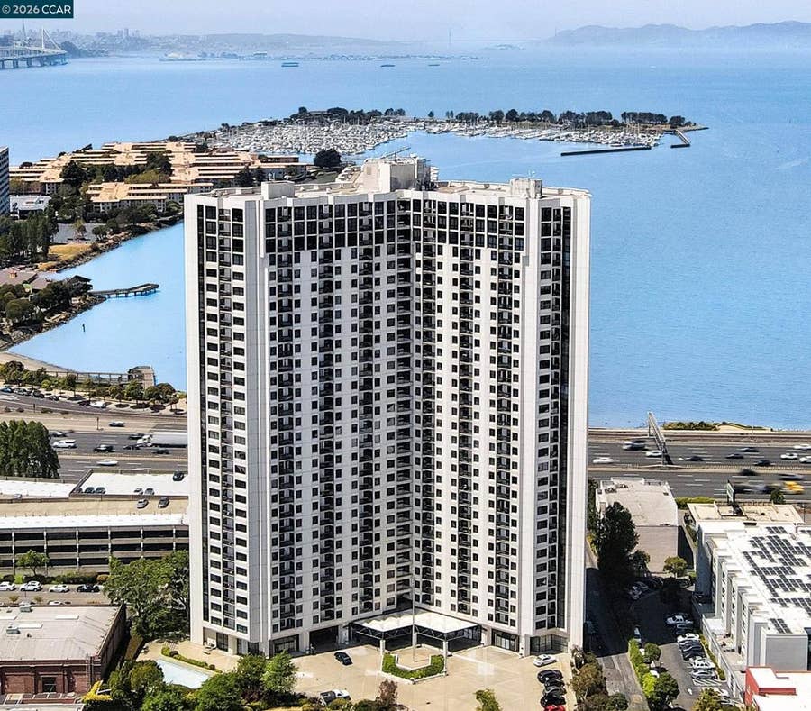 Property photo for 6363 Christie Ave, #1226, Emeryville, CA