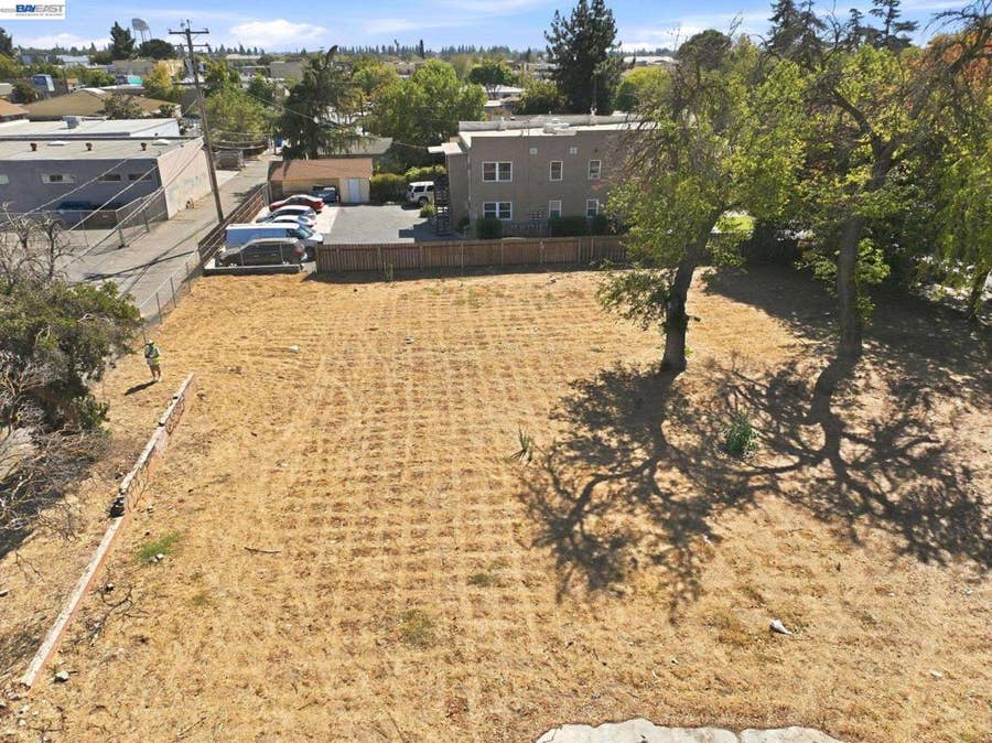 Property photo for 234 N Maple Ave, Manteca, CA