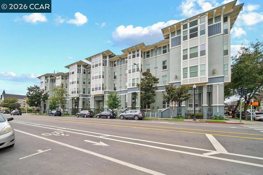 Property photo for 655 12Th St, #219, Oakland, CA