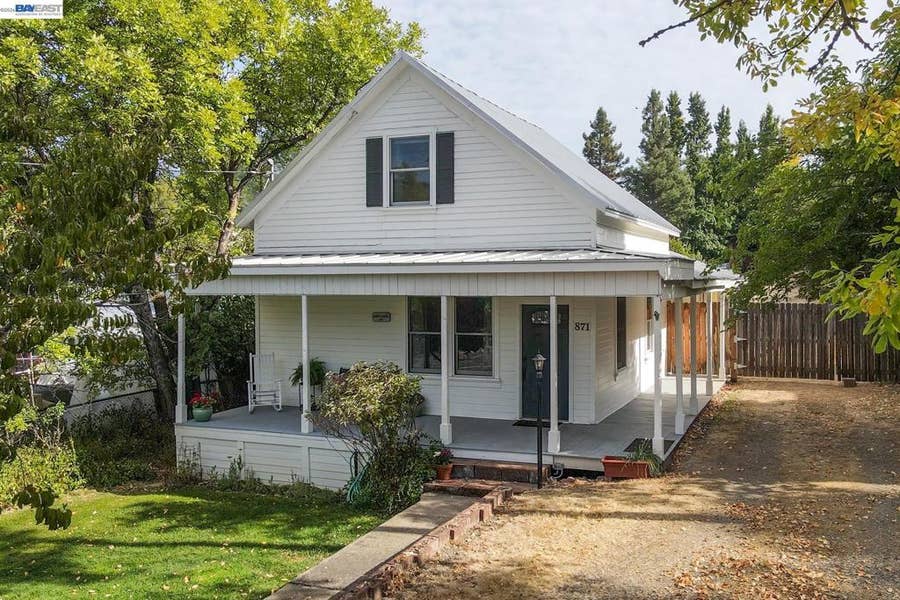 Property photo for 871 Main St., Weaverville, CA