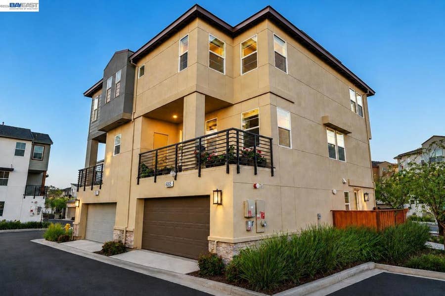 Property photo for 6065 Bullion Ln, Dublin, CA