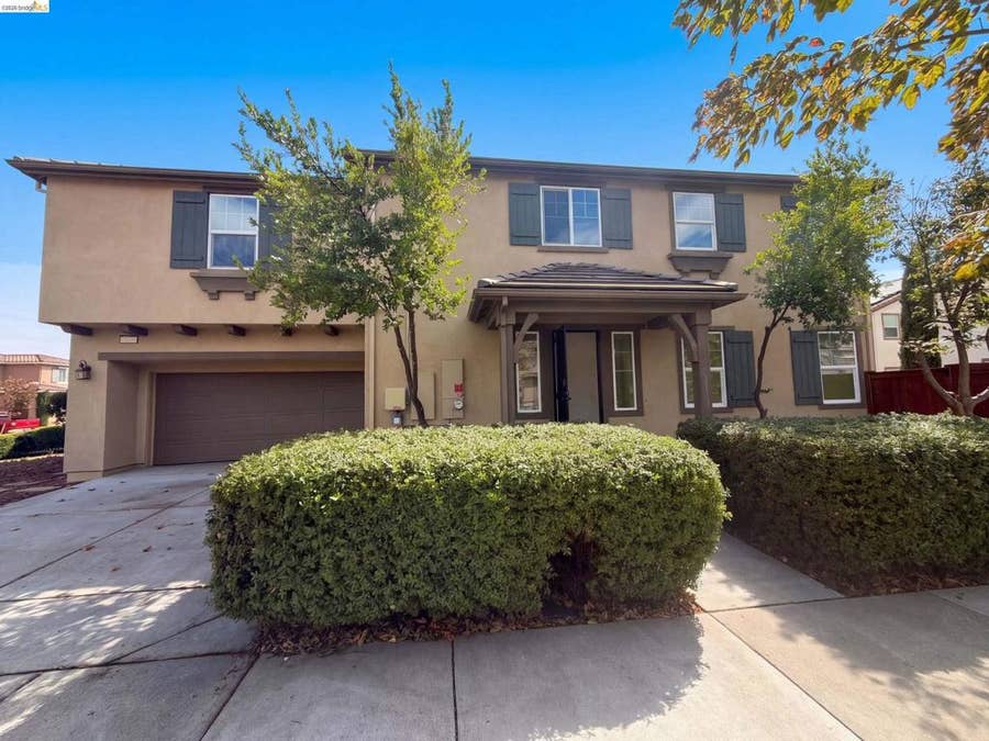 Property photo for 2491 Chuck Hammond Dr, Fairfield, CA