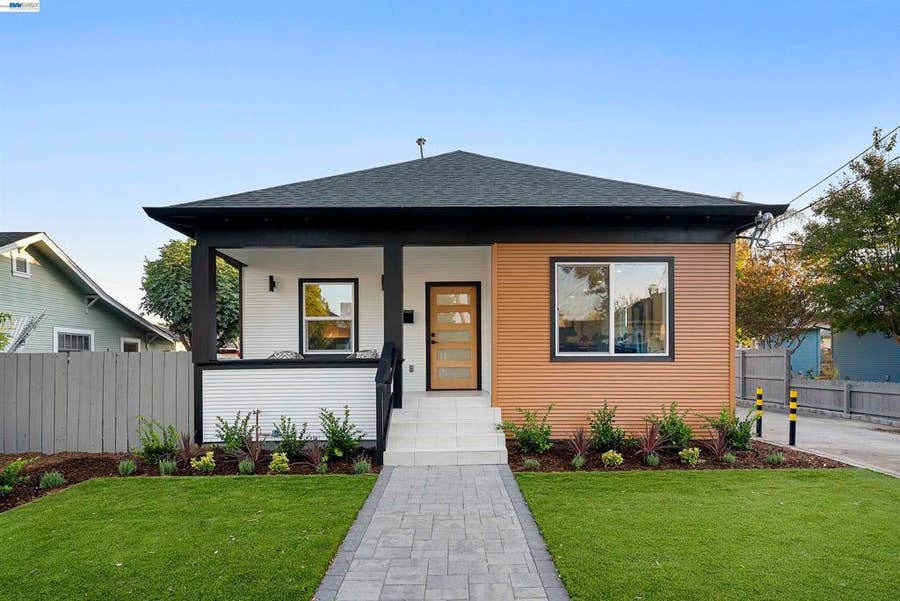 Property photo for 392 E McKinley Ave, Sunnyvale, CA