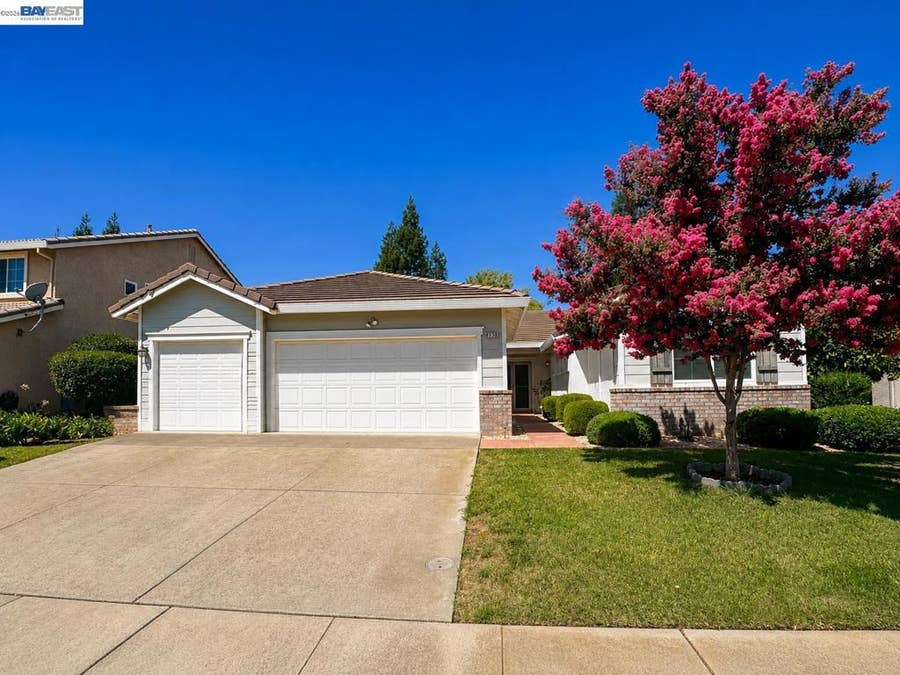 Property photo for 9736 Dynasty Way, Elk Grove, CA