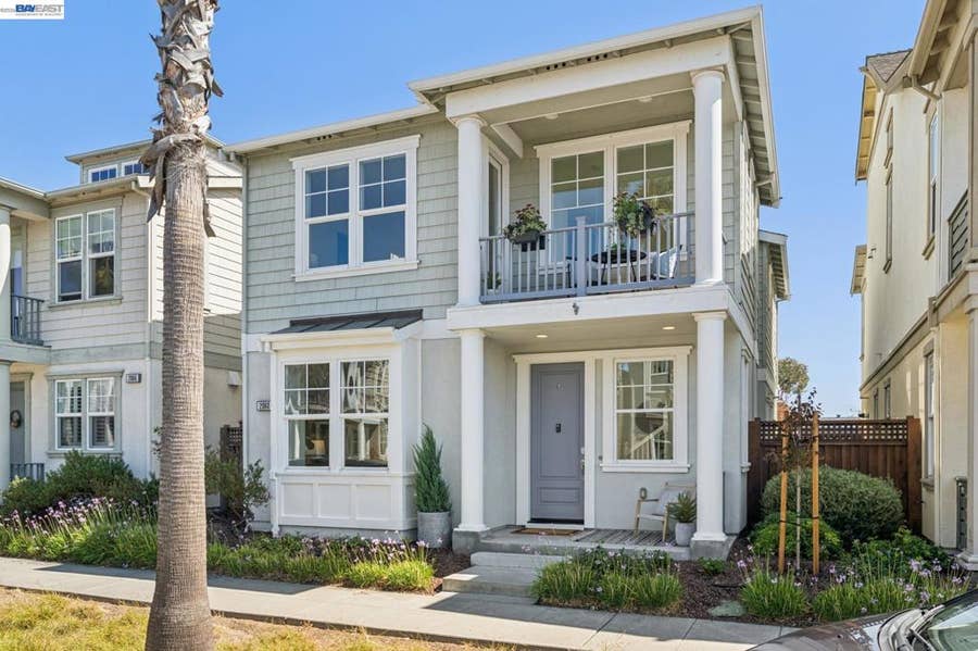 Property photo for 2060 Hibbard St, Alameda, CA