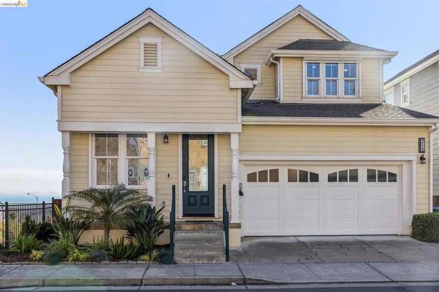 Property photo for 214 Seaview Dr, Richmond, CA