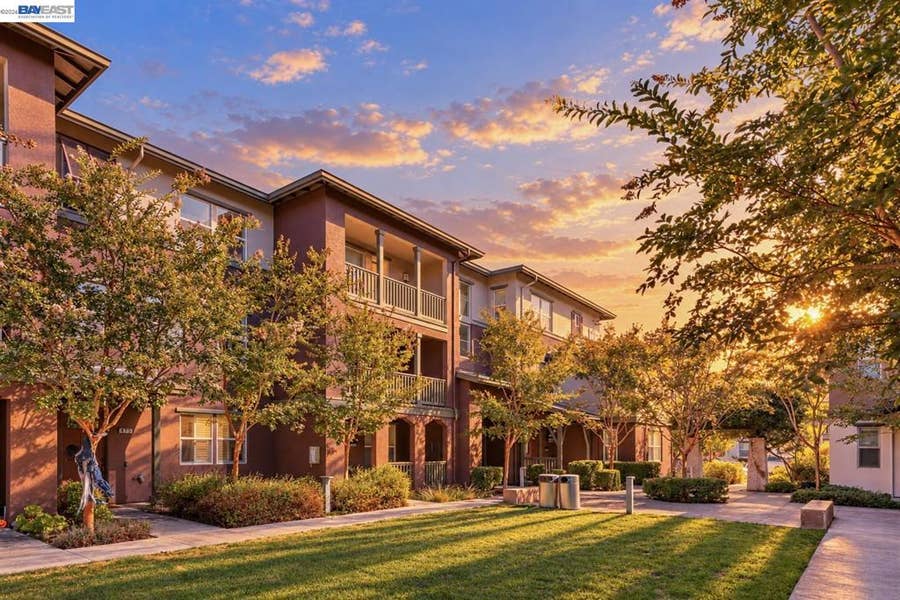 Property photo for 475 Diller St, Alameda, CA