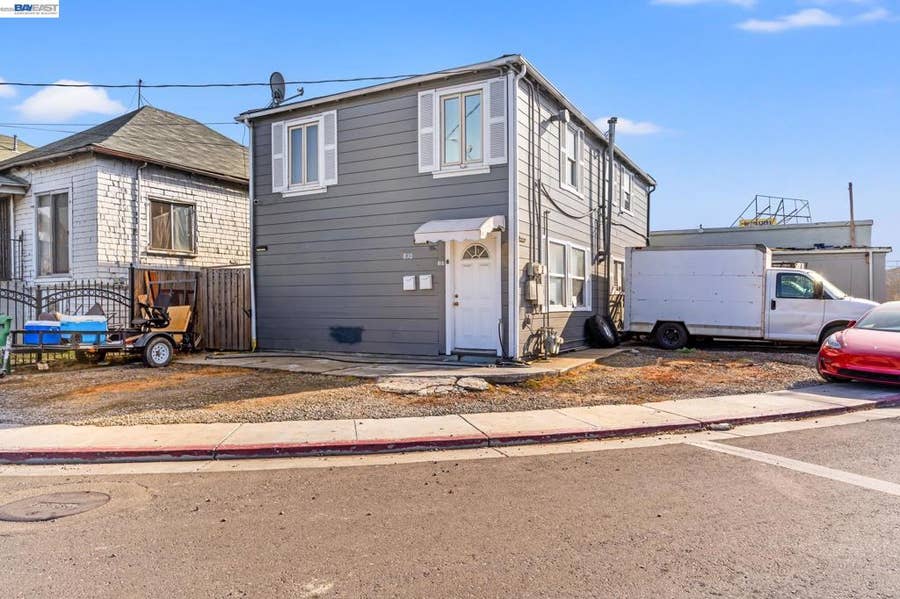 Property photo for 812 Lisbon, Oakland, CA