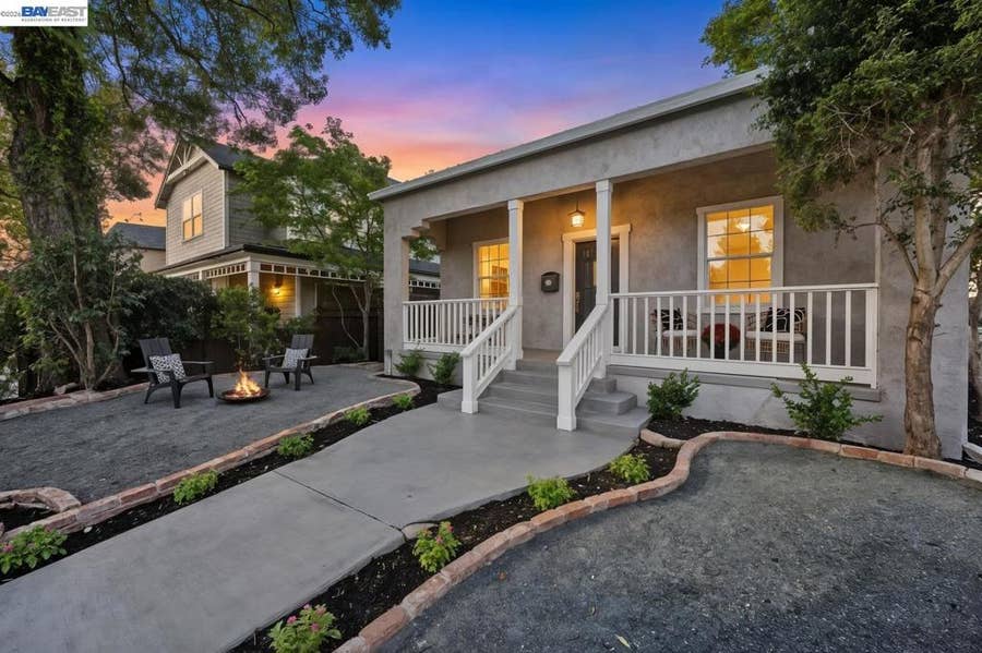 Property photo for 194 Kottinger Dr, Pleasanton, CA