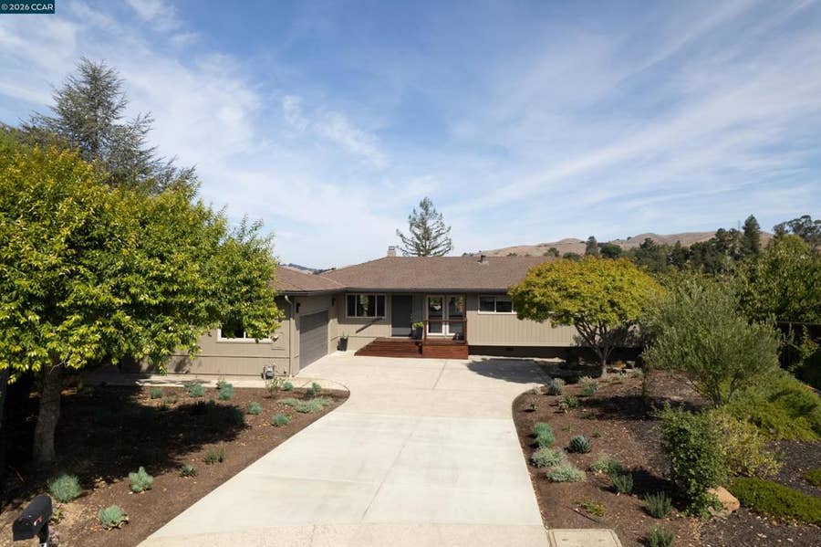 Property photo for 158 Fairfield Pl, Moraga, CA