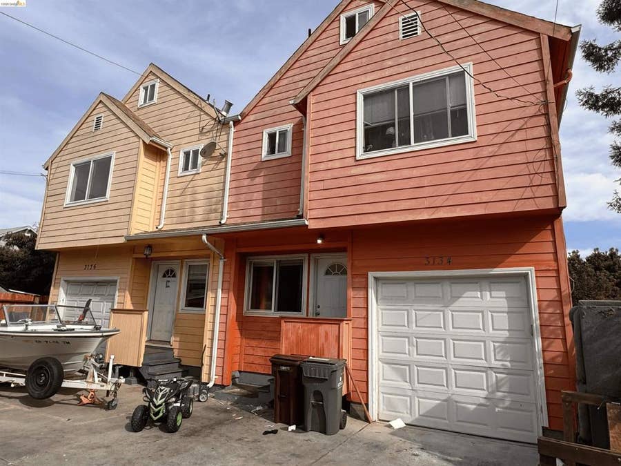 Property photo for 3134 Pleitner Ave, Oakland, CA
