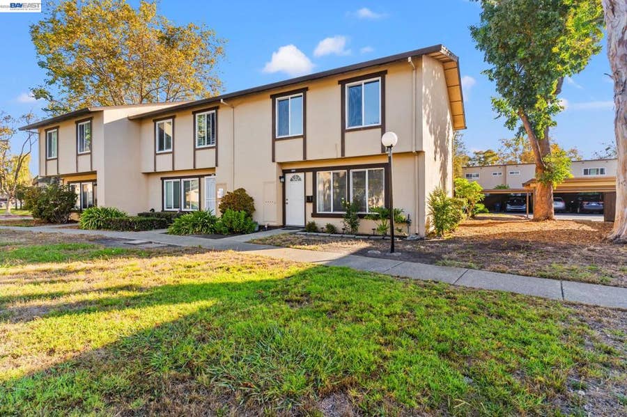 Property photo for 2456 Oliver Dr, Hayward, CA