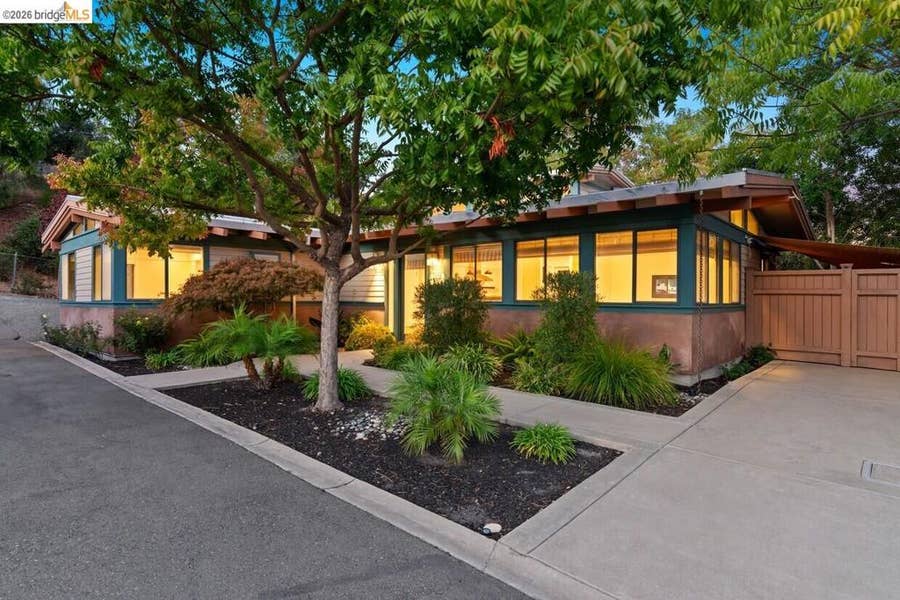 Property photo for 3402 Hall Ln, Lafayette, CA