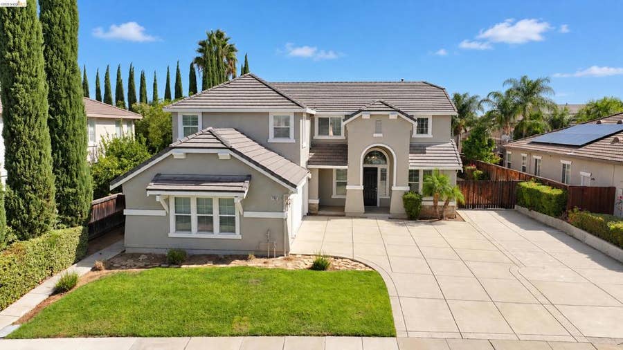 Property photo for 1788 Moreau Way, Brentwood, CA