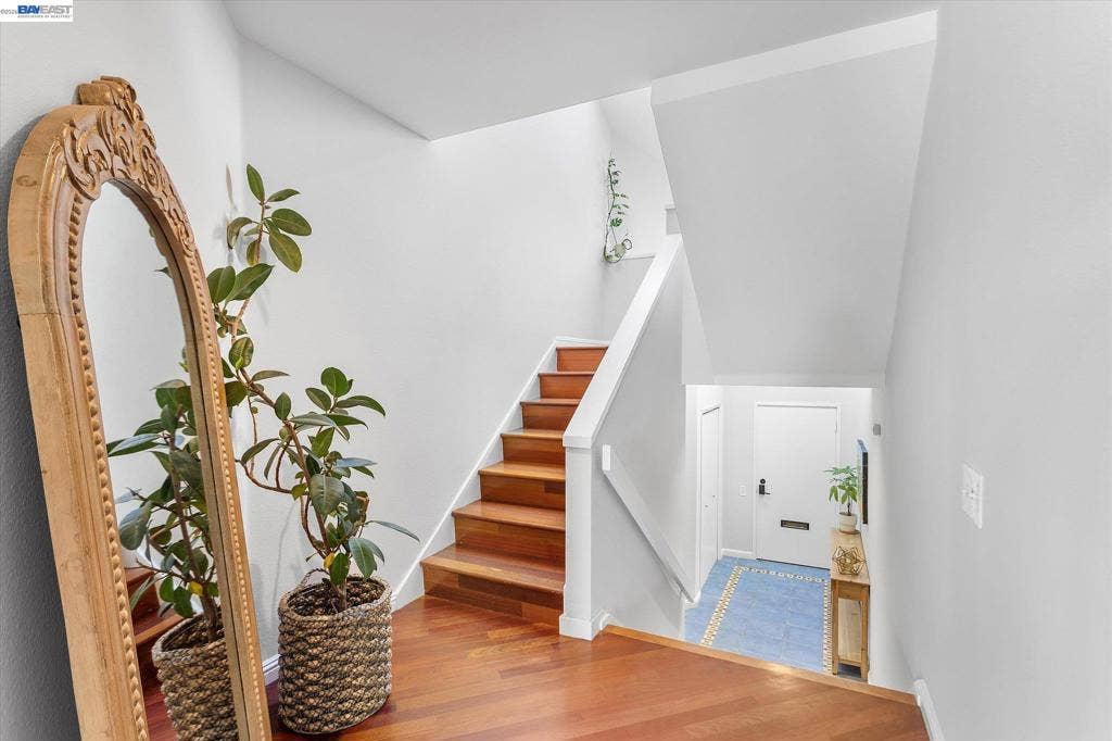 460 Cola Ballena, #D, Alameda, CA 94501
