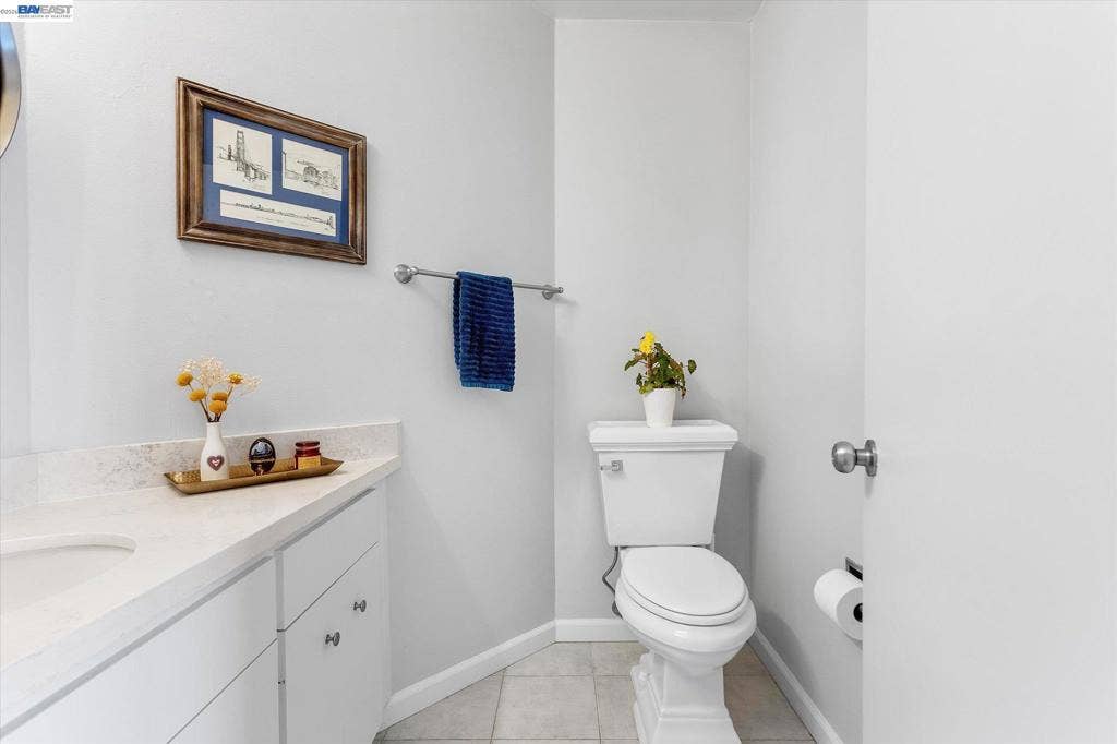 460 Cola Ballena, #D, Alameda, CA 94501