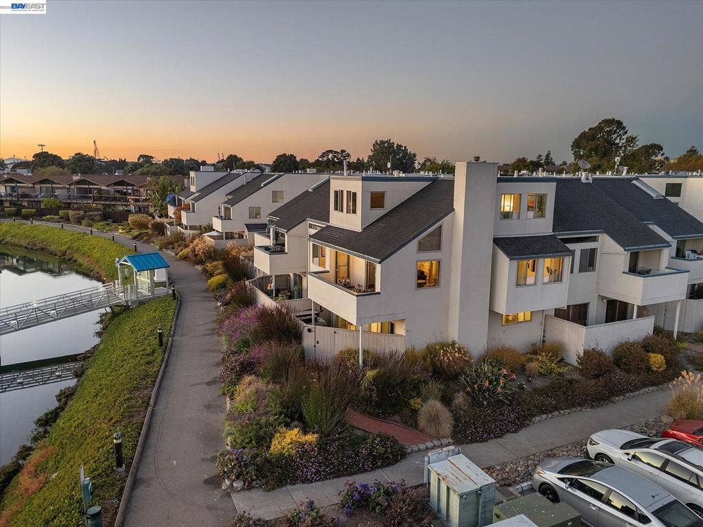 460 Cola Ballena, #D, Alameda, CA 94501