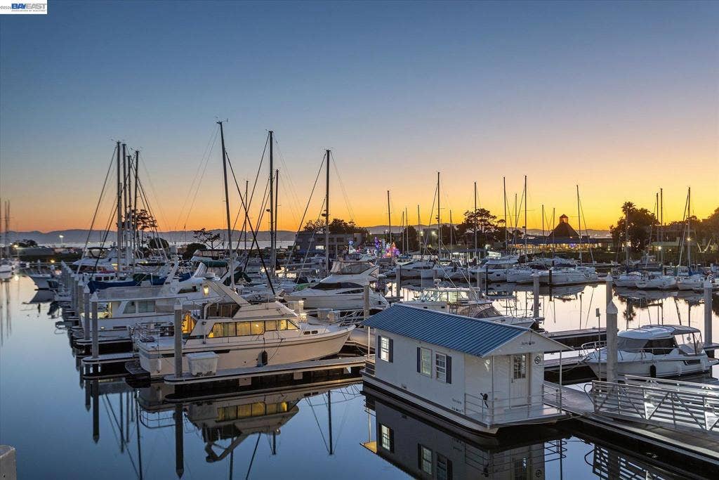 460 Cola Ballena, #D, Alameda, CA 94501