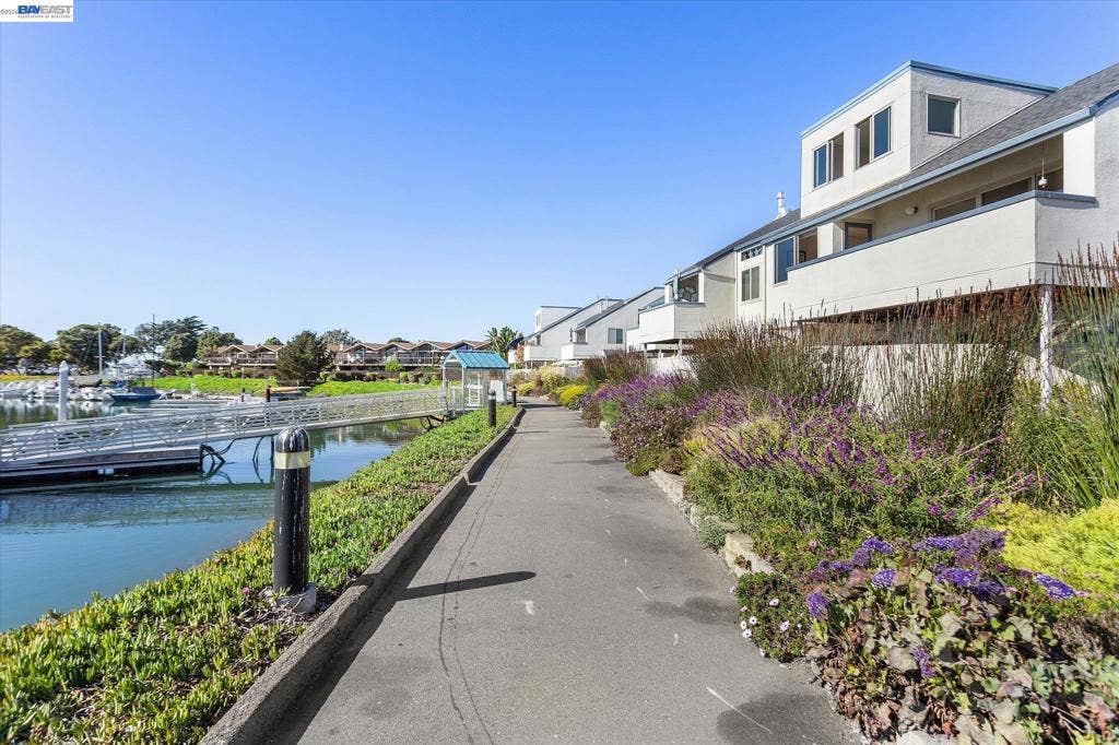 460 Cola Ballena, #D, Alameda, CA 94501