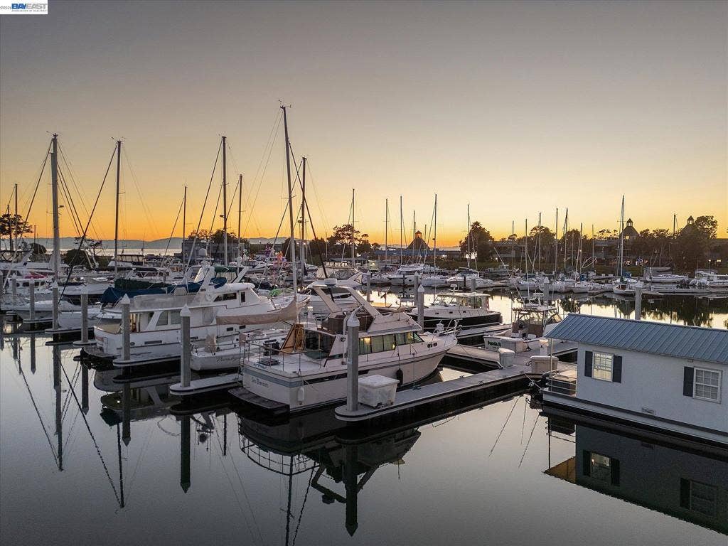 460 Cola Ballena, #D, Alameda, CA 94501