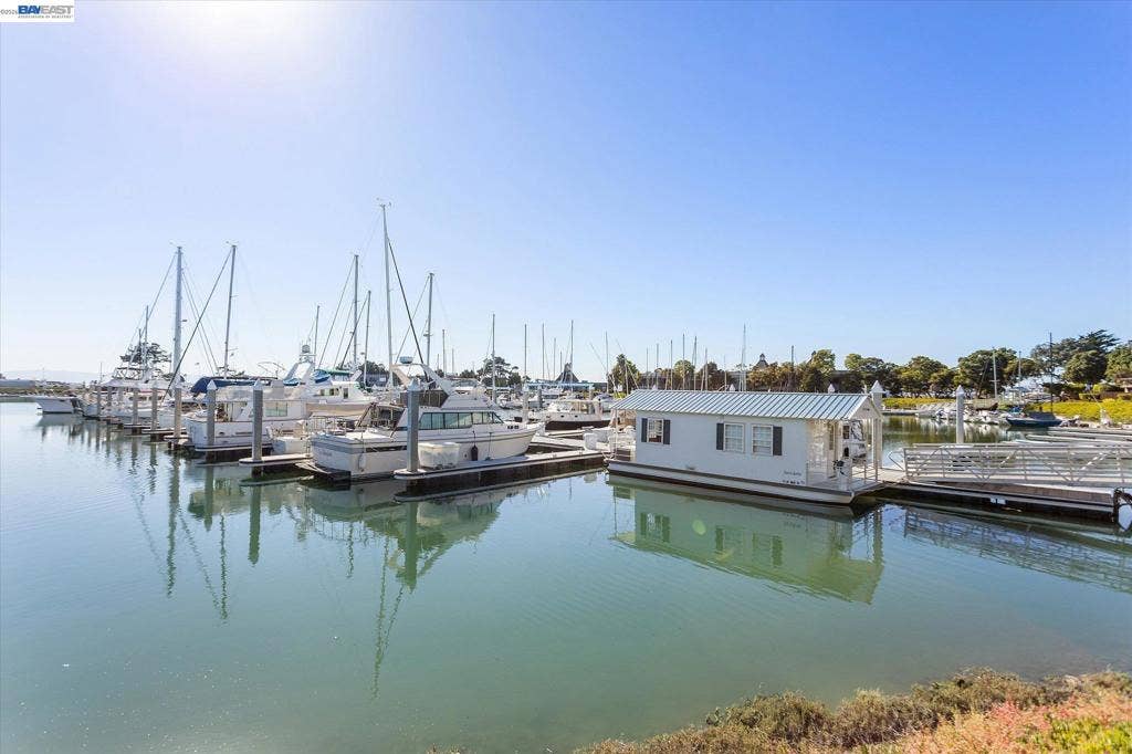 460 Cola Ballena, #D, Alameda, CA 94501